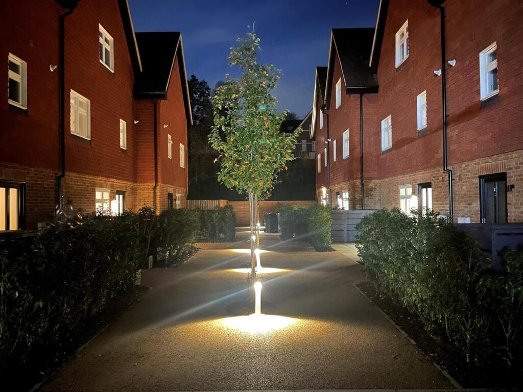 4-bed house on Kingswood Mews, Waterhouse Lane, Kingswood, £799,500
