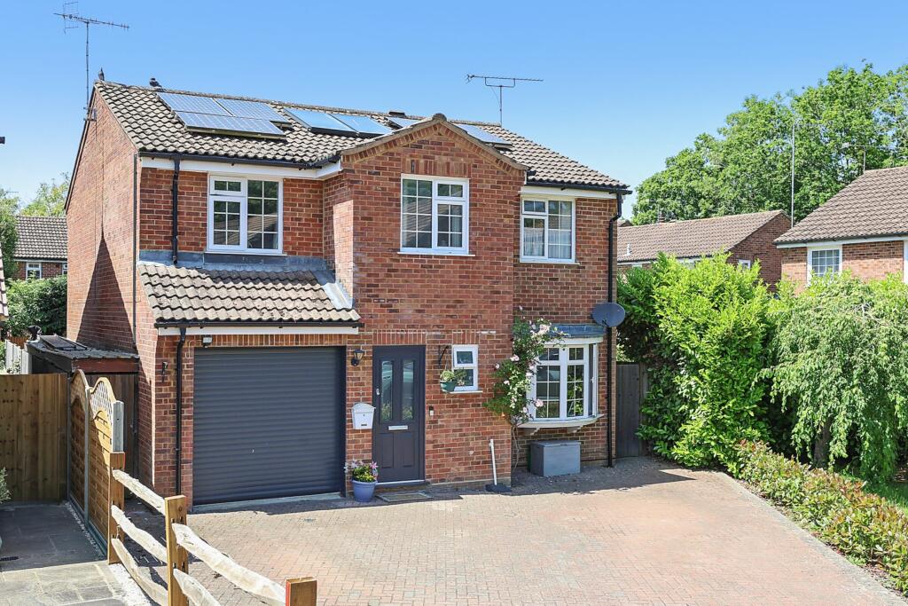 Main image of property: Collingwood Close, Horley, Surrey, RH6