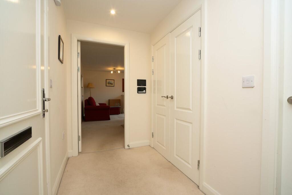 Apartment in Leeds - View 5