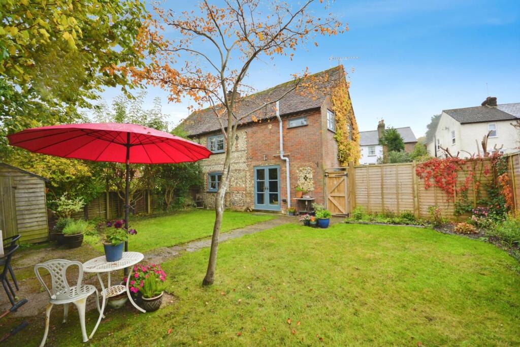 Main image of property: Bois Moor Road, Chesham