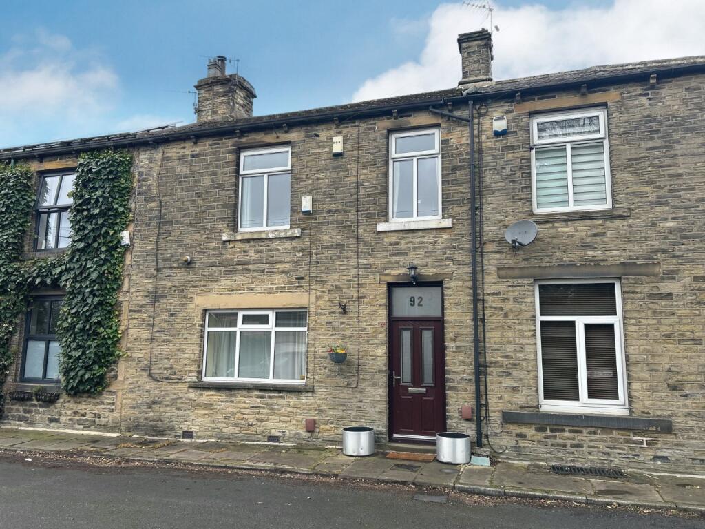 Main image of property: Moorlands Road, Birkenshaw, Bradford, West Yorkshire, BD11
