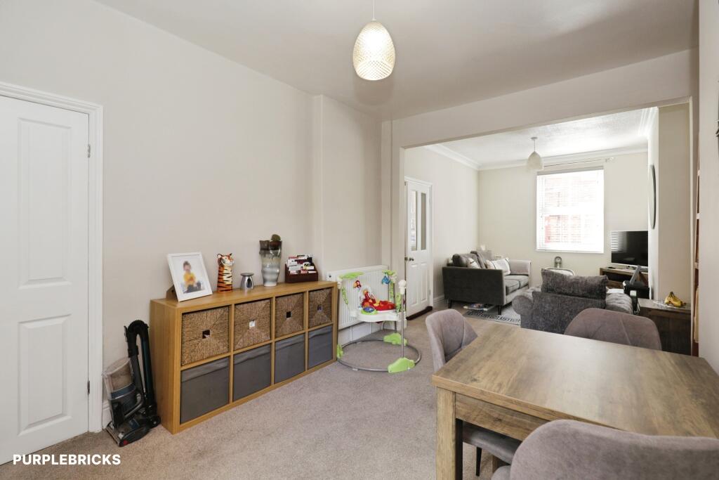 House in York - View 4