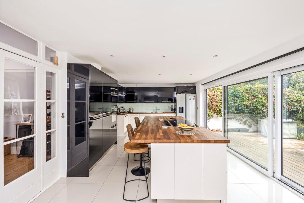 Braemore Road, Hove, BN3 photo 5