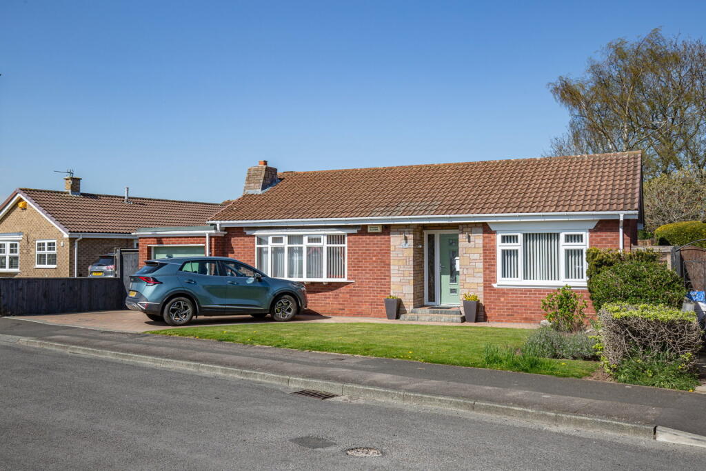 Main image of property: Mapleton Drive, Stockton-on-tees, TS20 1RP