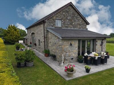 House in Newport - View 5