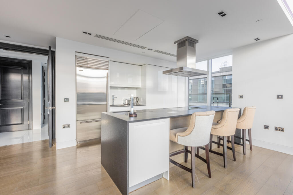 Apartment in London - View 4