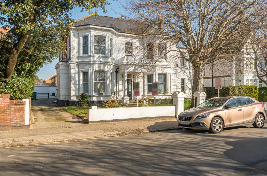 Main image of property: Richmond Road, Worthing, West Sussex, BN11