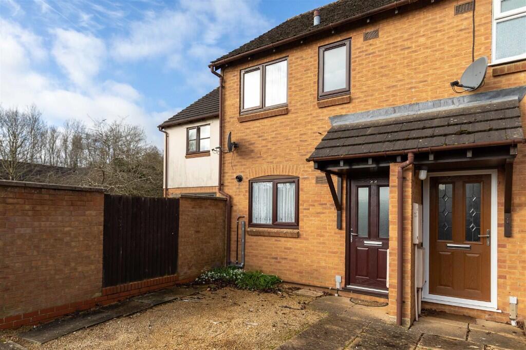 Main image of property: Warwick Close, Chippenham, Wiltshire, SN14