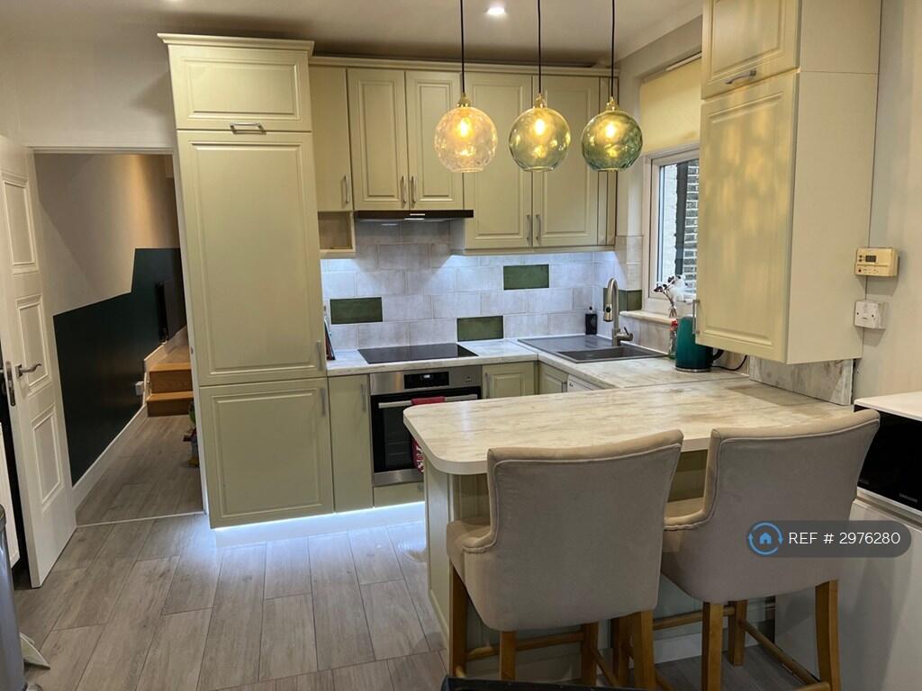Main image of property: Hither Green Lane, London, SE13
