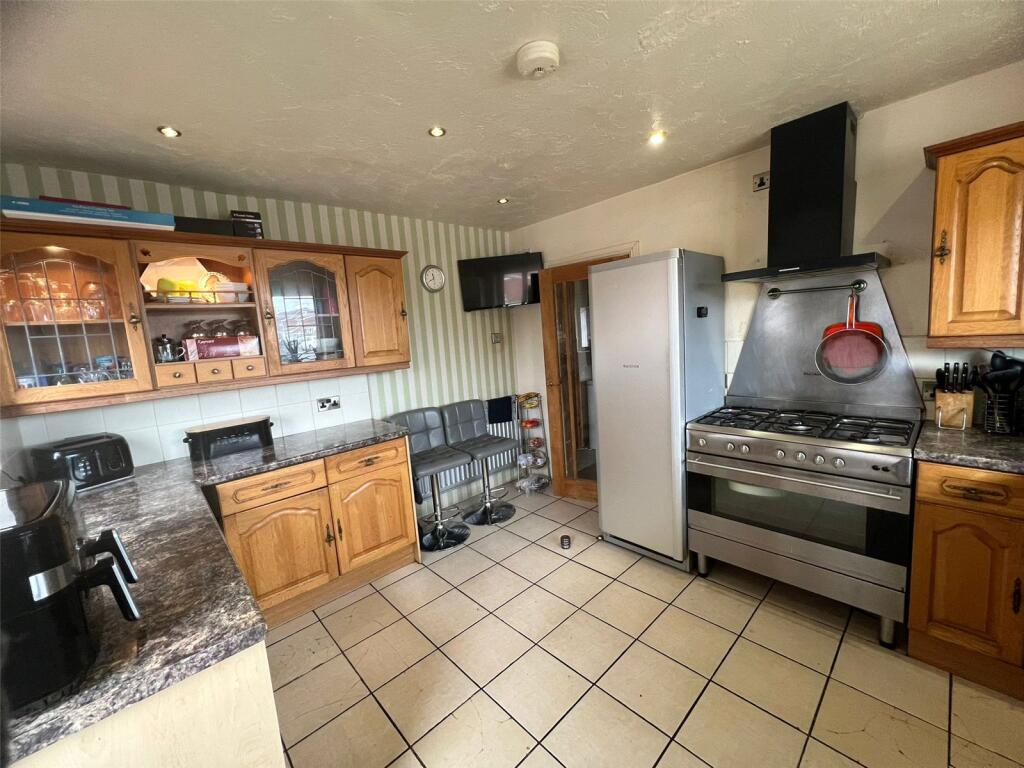 House in Cannock Chase, Norton Canes - More