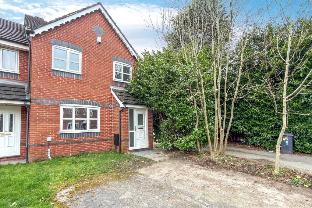 Main image of property: Ravenoak Drive, Failsworth, Manchester, Greater Manchester, M35