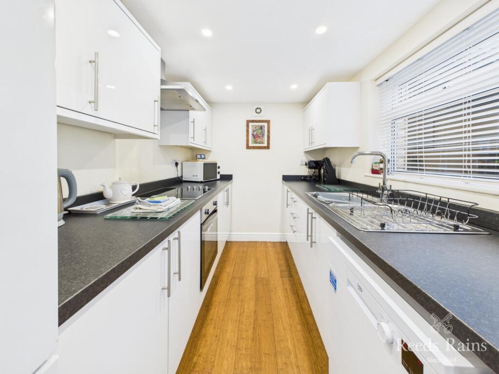 Westgate, Guisborough, North Yorkshire, TS14 photo 3