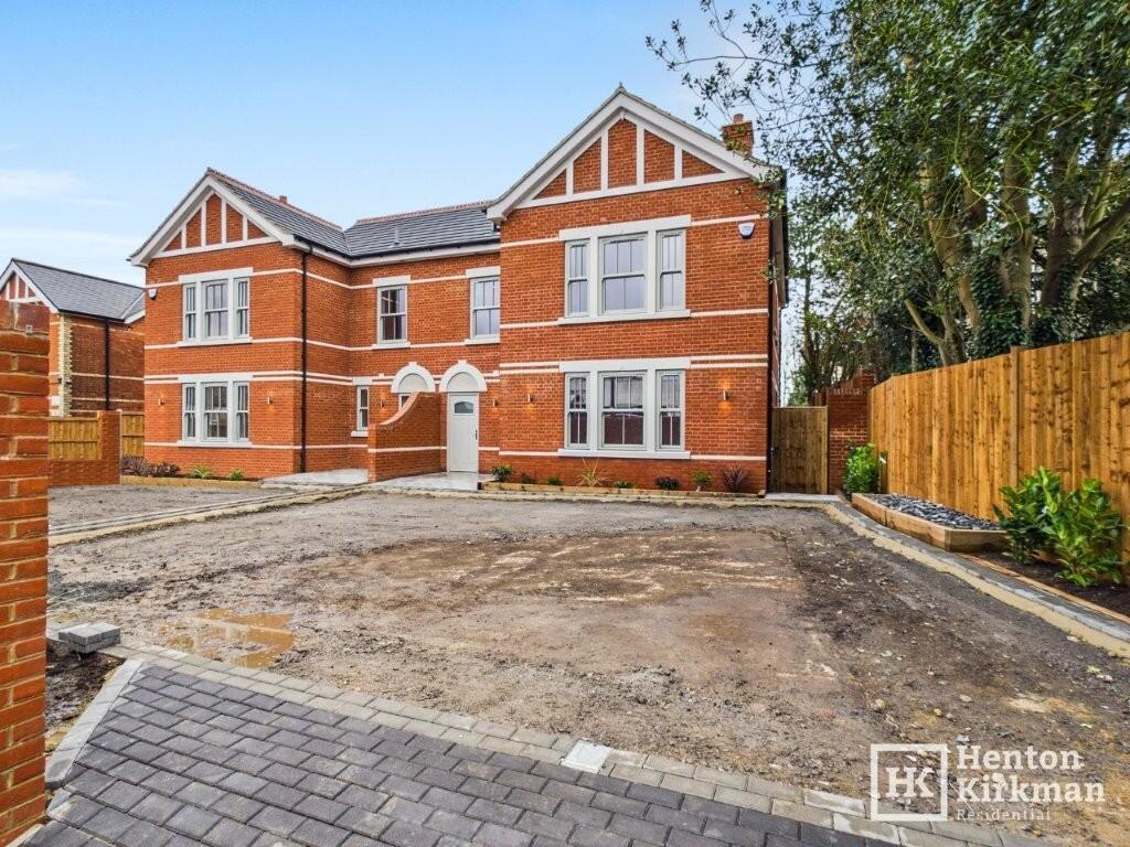 Main image of property: Chapel Street, Billericay, Essex, CM12 9LR