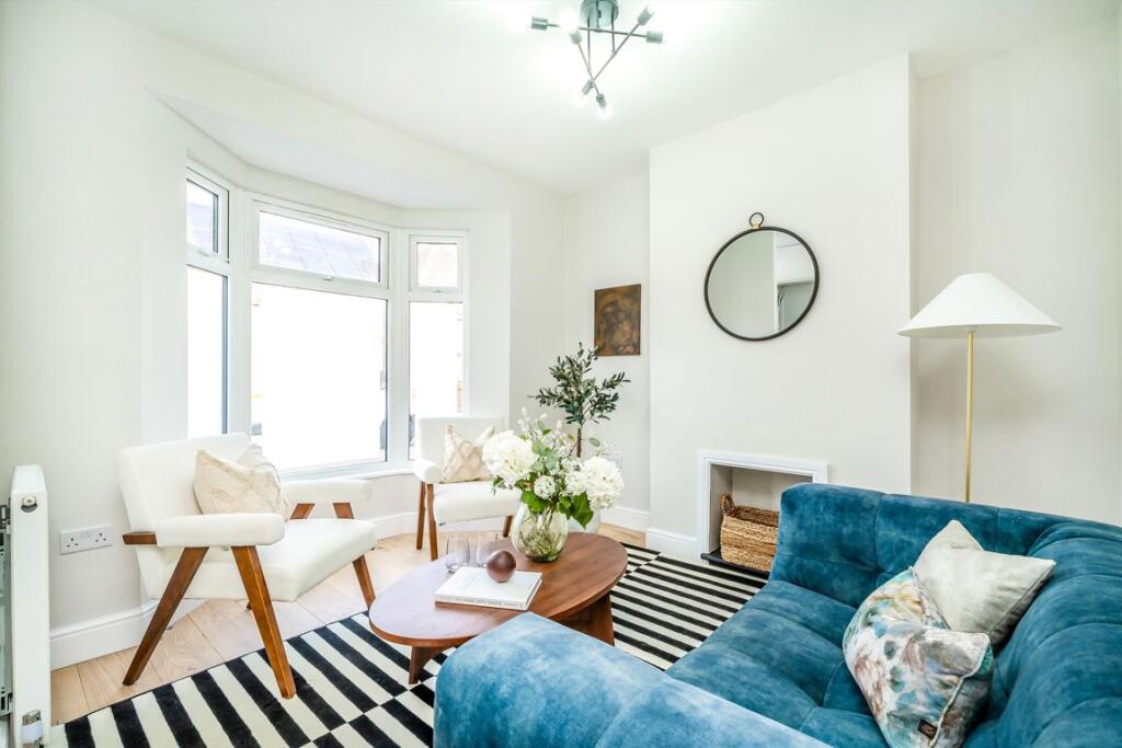 Queens Terrace, Old Isleworth - View 2