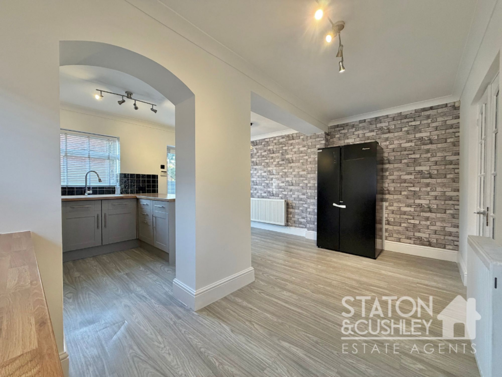 House in Mansfield, Ladybrook - View 4