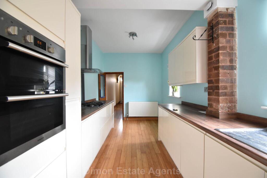 Avenue Road, Gosport photo 4