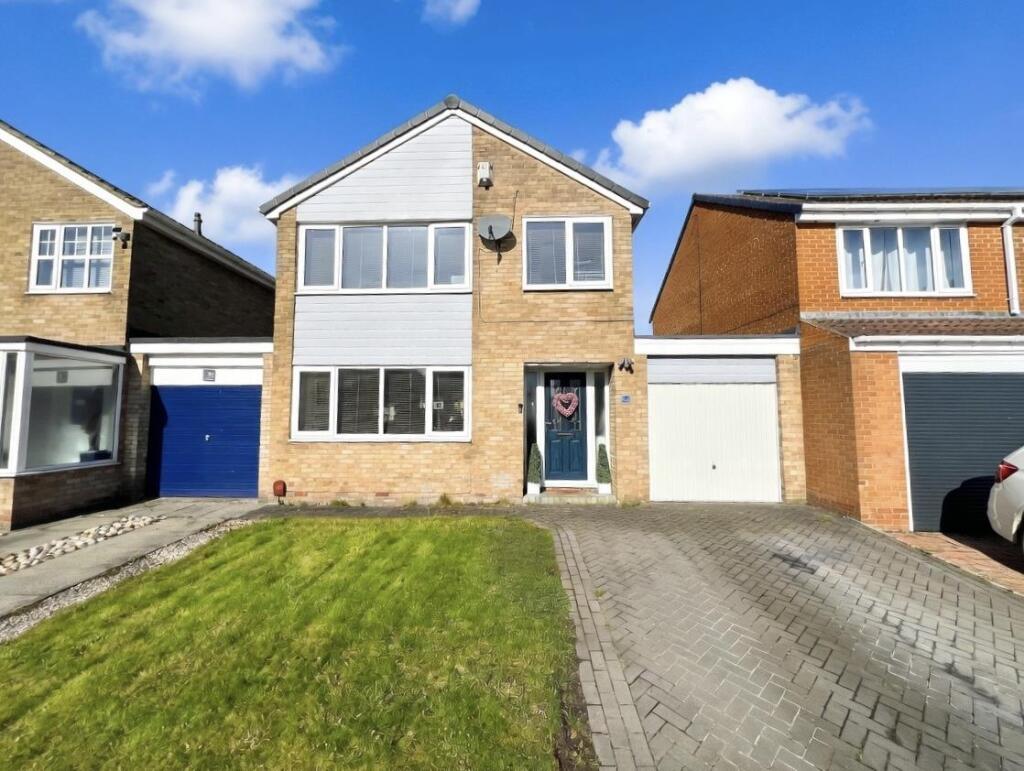 3-bed detached on Grasmere, Spennymoor, £195,000