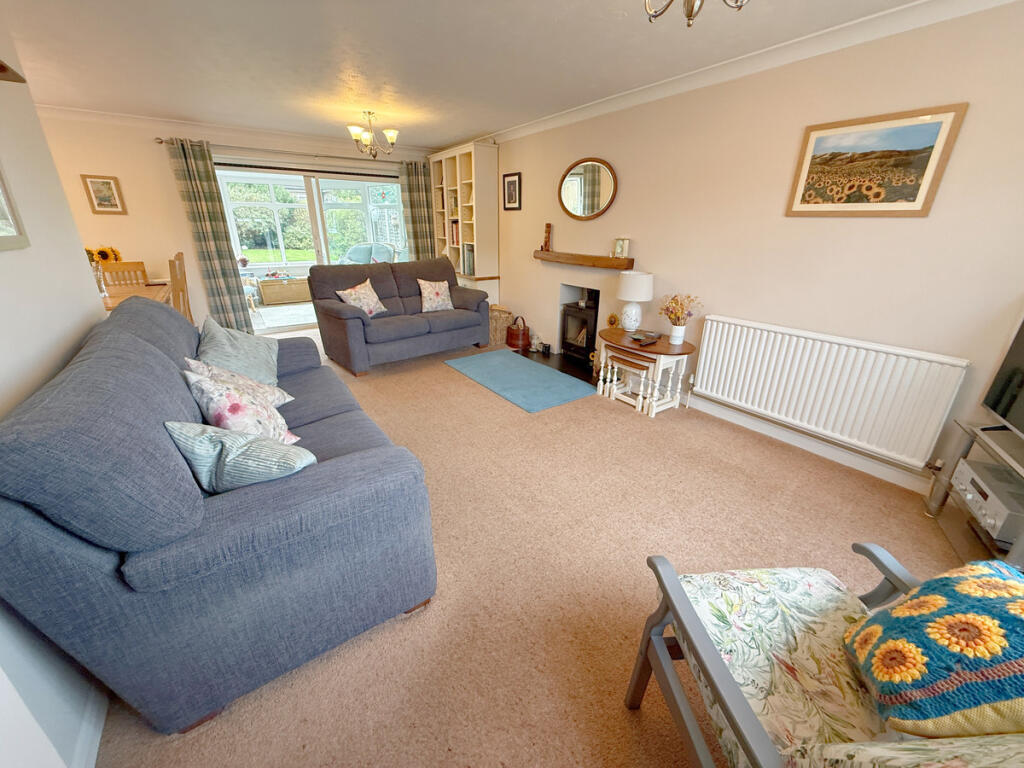 House in Bear Cross, Bearwood, Poole - More