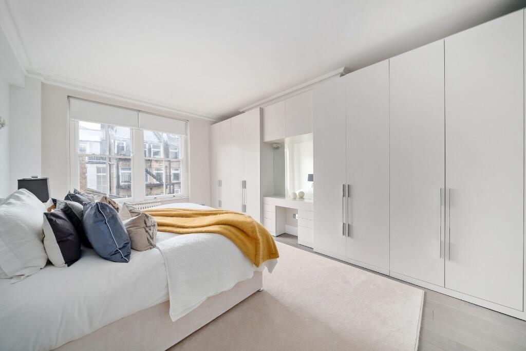 Apartment in London, Royal Borough of Kensington and Chelsea - View 3