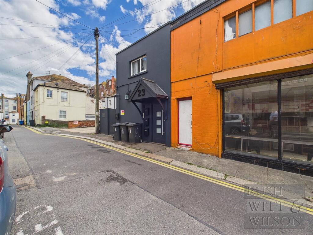 2-bed flat on Saxon Road, Hastings, £175,000