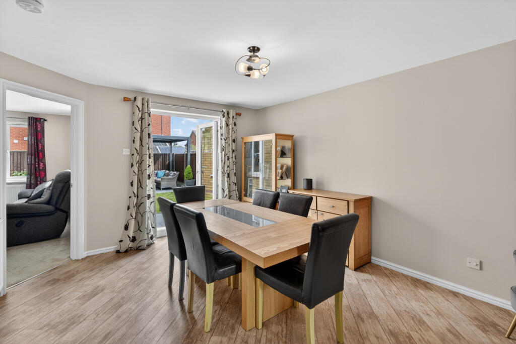 House in Northampton - View 4
