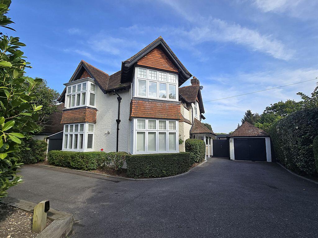 Main image of property: Steyning