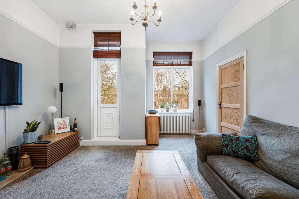 Main image of property: Grove Park Terrace, Chiswick, London
