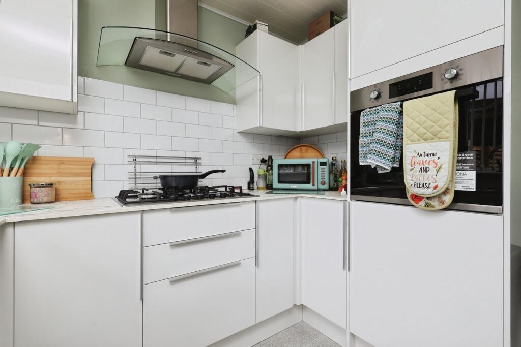 Additional image 5 of Penfield Grove, Clayton, Bradford, BD14