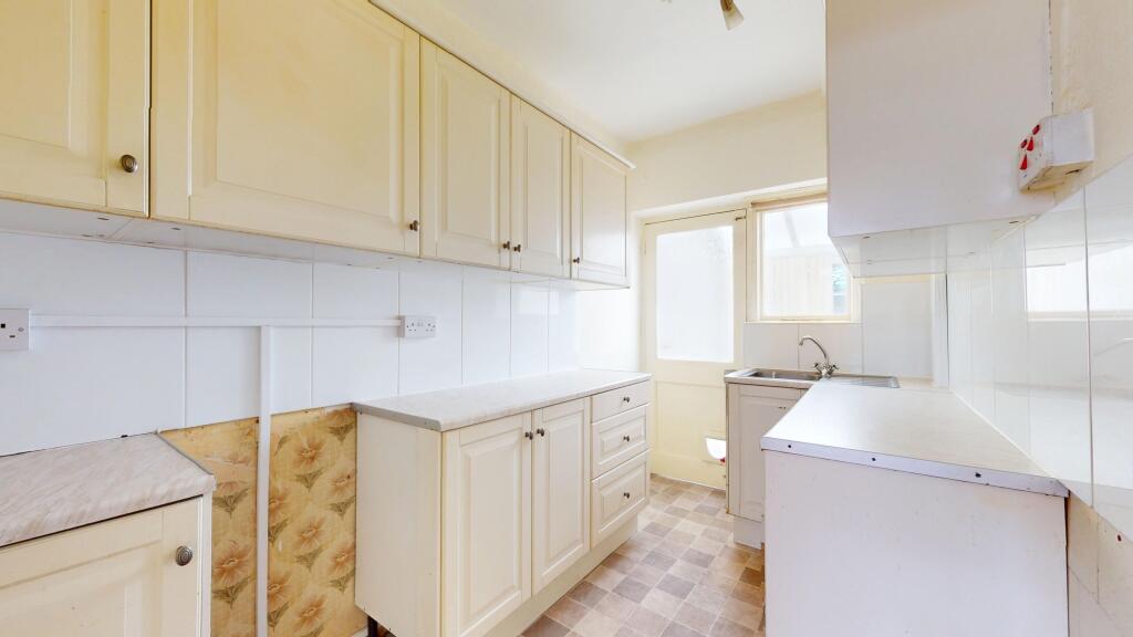 House in Cardiff, Rhiwbina - View 4