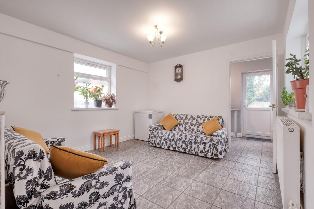 Additional image 11 of School Road, Hall Green, B28