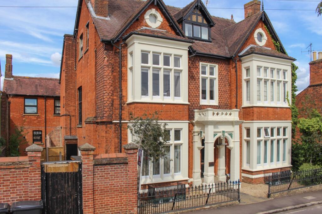 Main image of property: The Hollies, Church Road, Linslade, LU7
