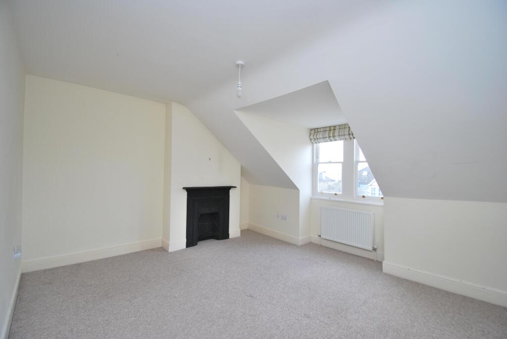 Apartment in Bath - More