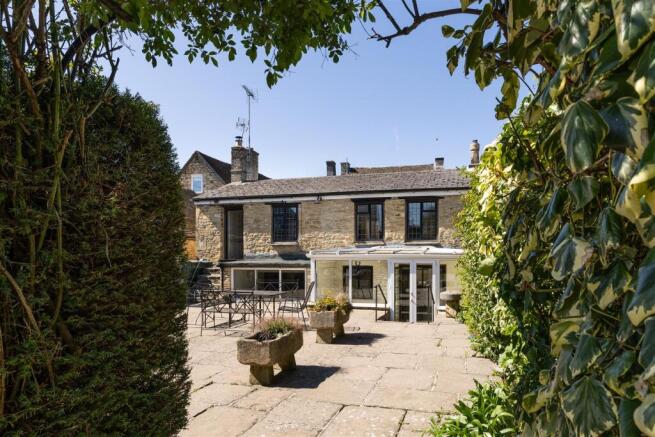 55 High Street - The Garden Cottage - Terraced Cou