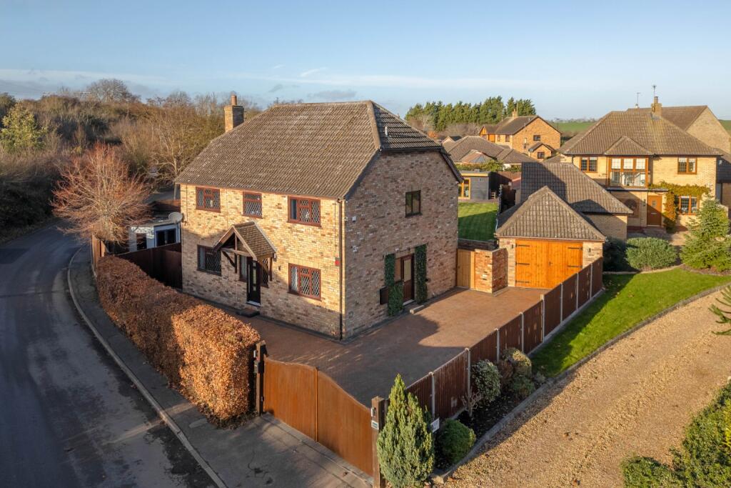 Main image of property: Willow House, New Road, Woodwalton, Huntingdon, Cambridgeshire, PE28 5YT