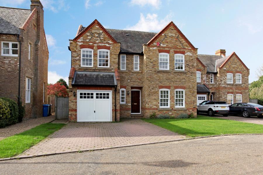 Main image of property: Bears Rails Park, Old Windsor, Berkshire, SL4 2HN