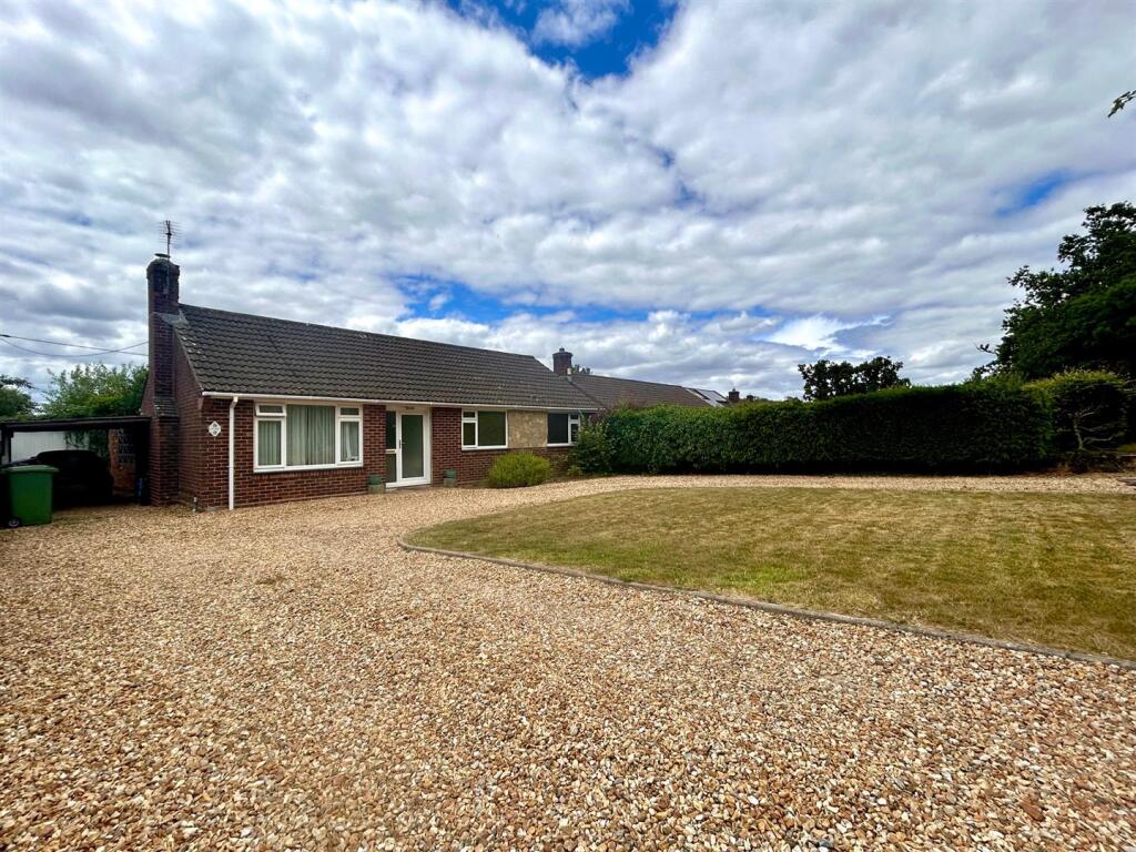 Main image of property: Upper Moors Road, Brambridge, Eastleigh