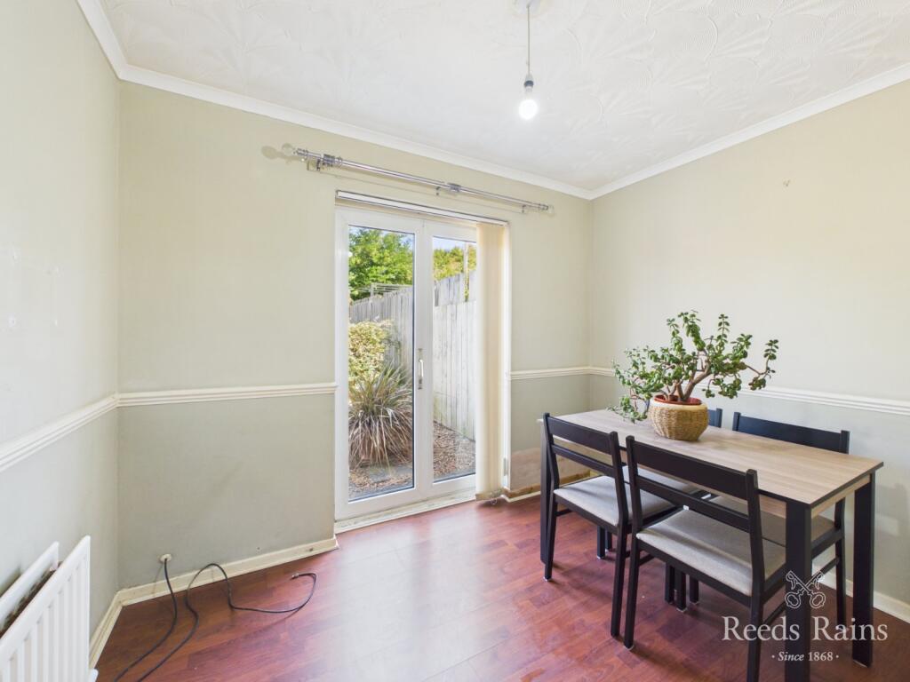House in Hull, Longhill - View 4