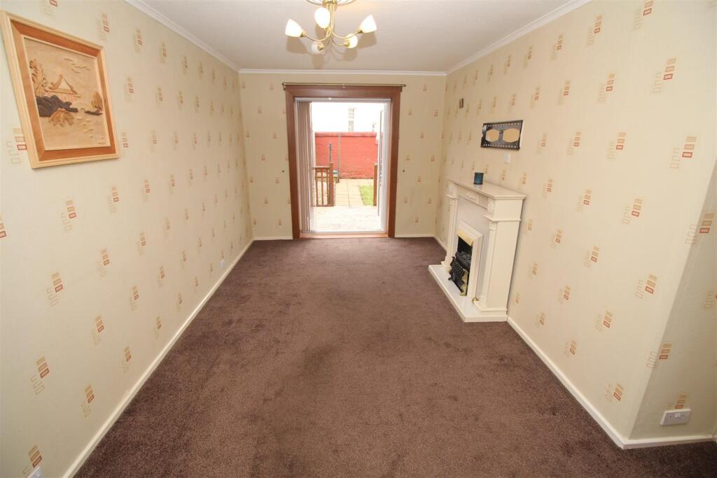 House in Greenock, Cartsdyke - More