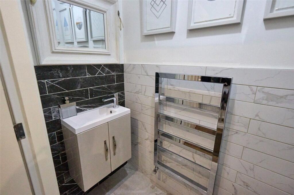 House in West Lindsey, Gainsborough - View 5