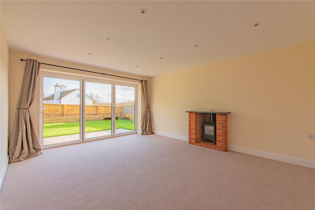 Upper Eddington, Hungerford, Berkshire, RG17 photo 3