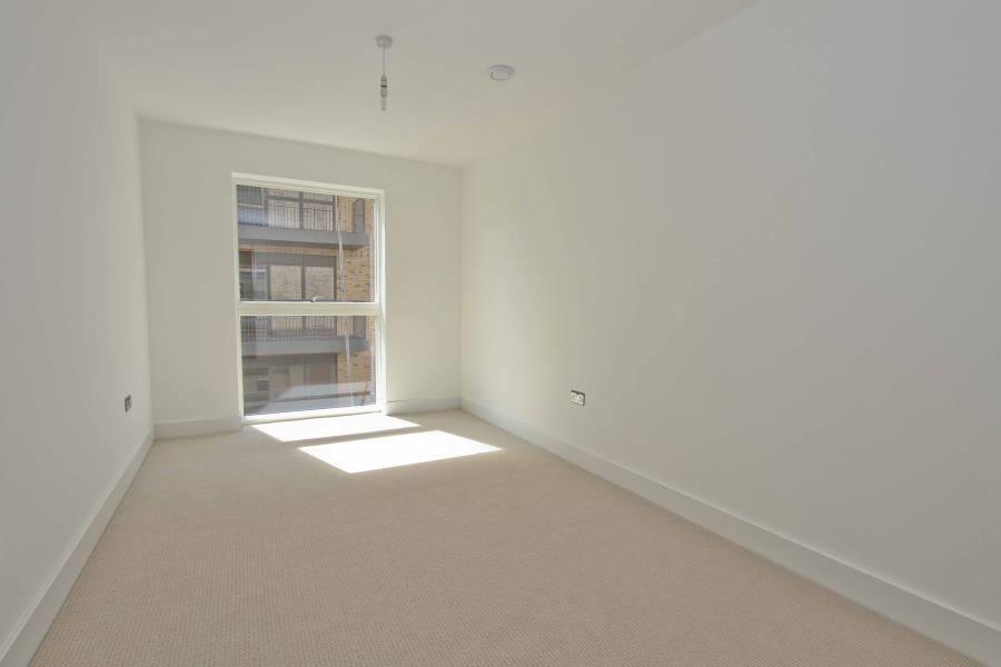 Apartment in Harrow - More