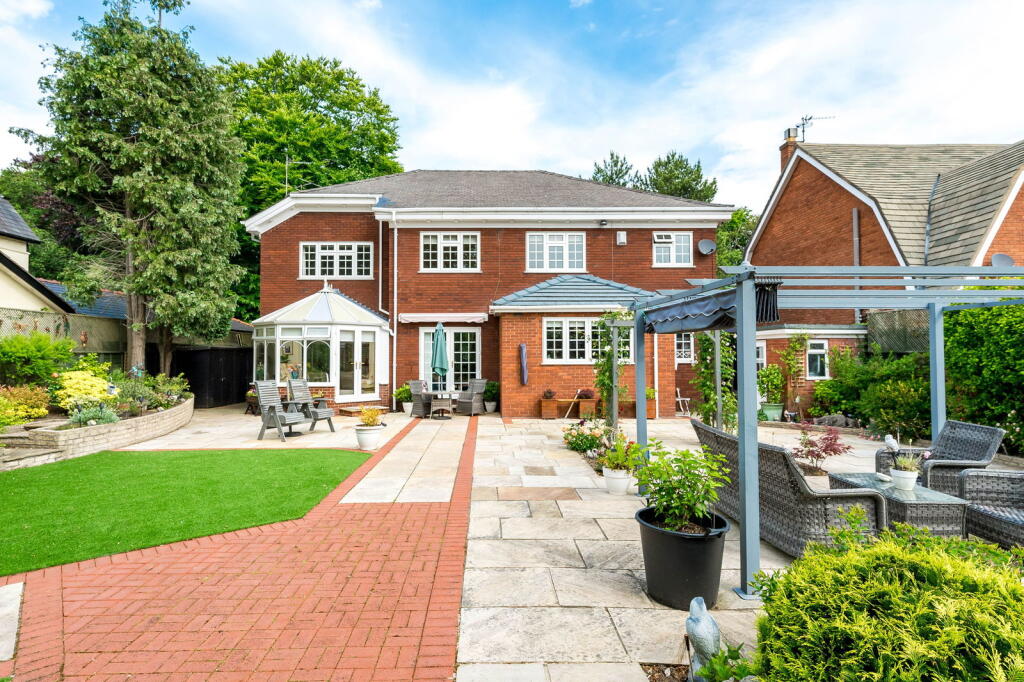 Main image of property: Victoria road, Formby, Merseyside, L37 7DH