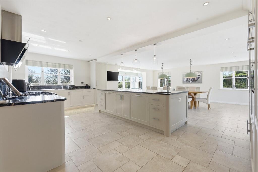 Sandy Lane, Woodbridge, Suffolk, IP12 - View 2