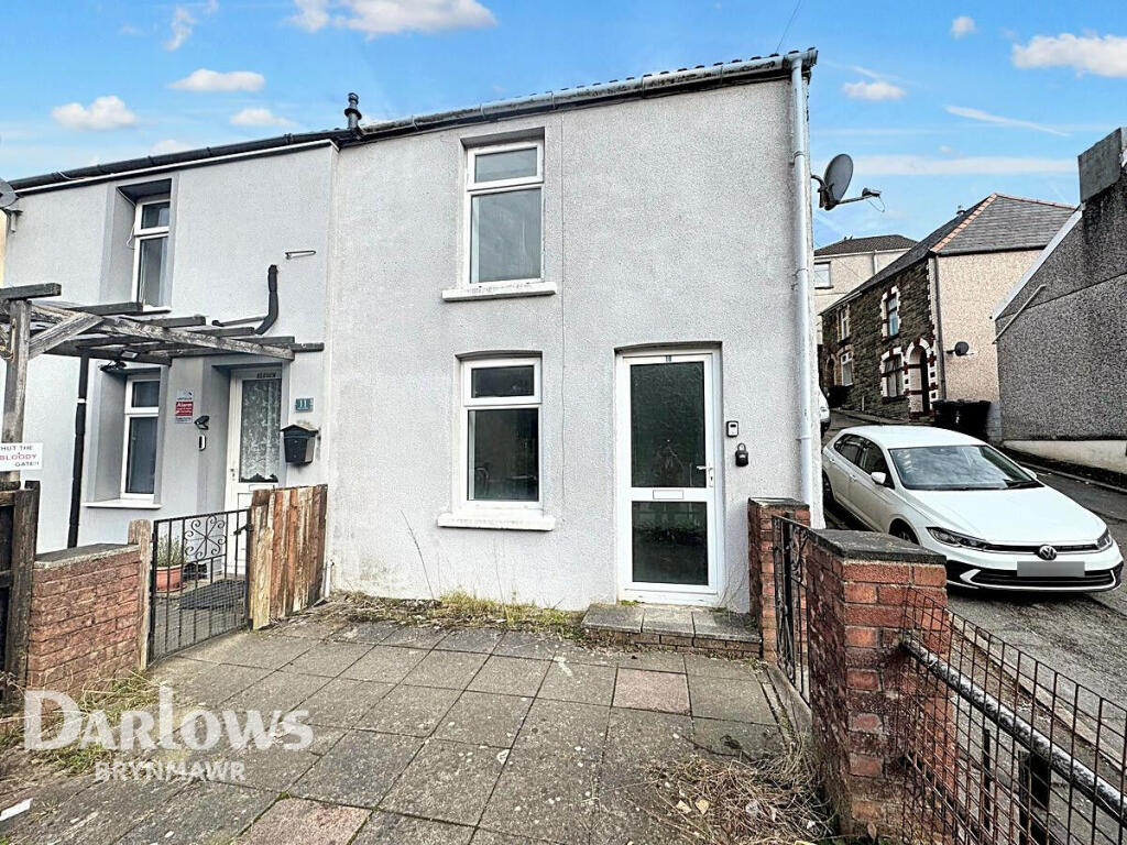 2-bed terraced on Hill Street, Abertillery, £120,000