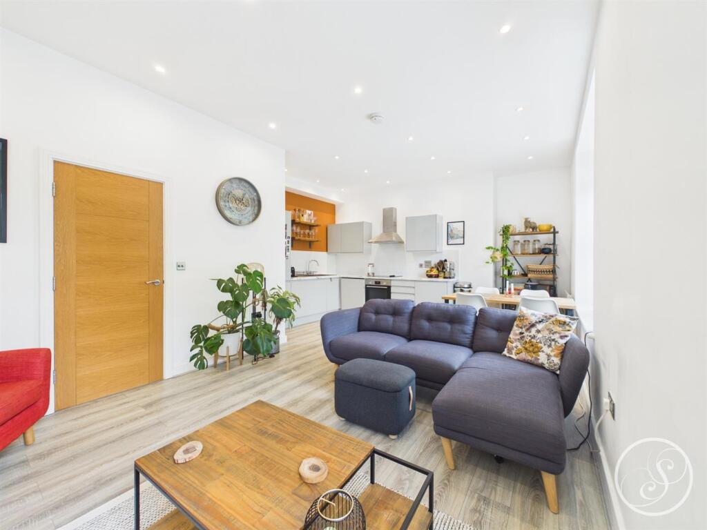 Main image of property: Chapeltown Road, Chapel Allerton, Leeds