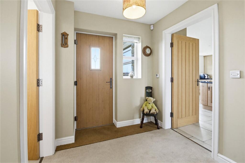 Additional image 9 of Oxford Road, Gomersal, BD19