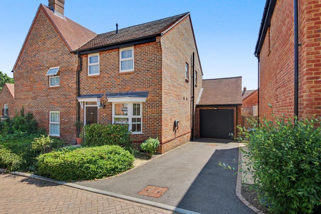Main image of property: Bosworth Gardens, Bishops Waltham, SO32