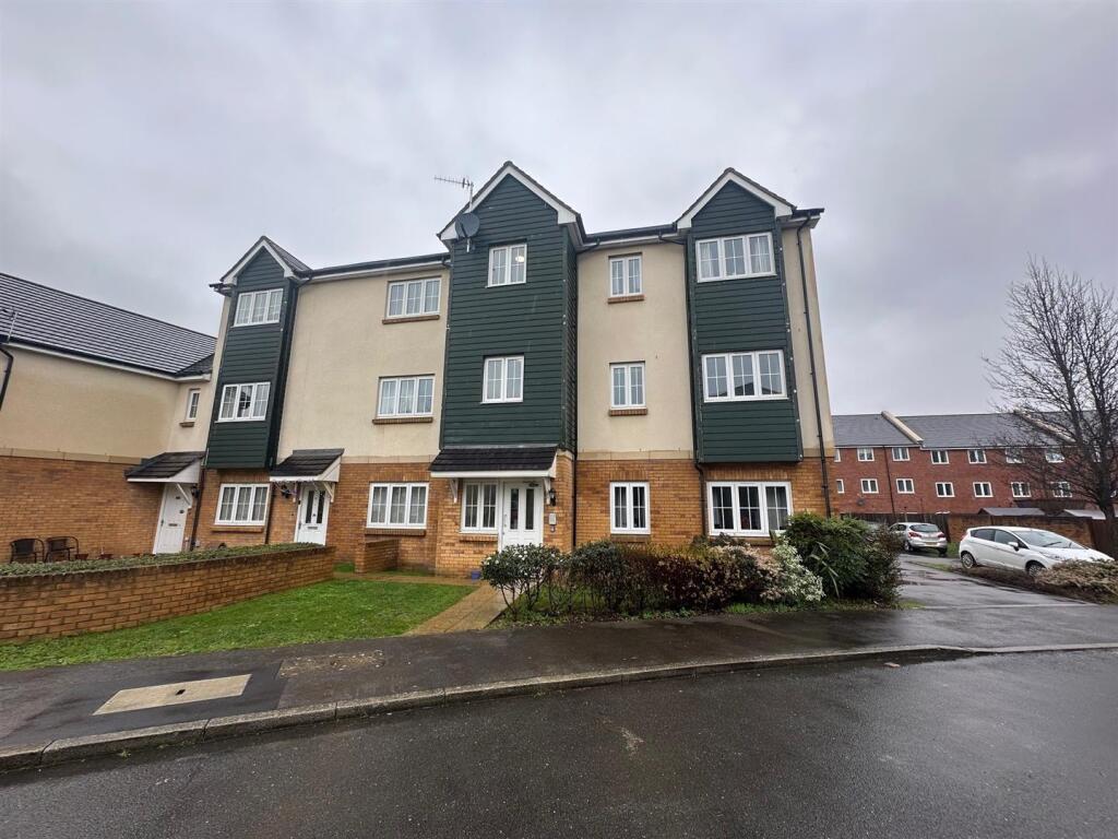 Main image of property: Bedford Drive, Fareham