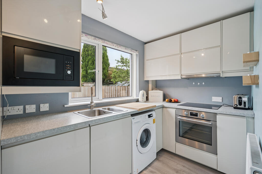 House in Glasgow, East Renfrewshire - View 5