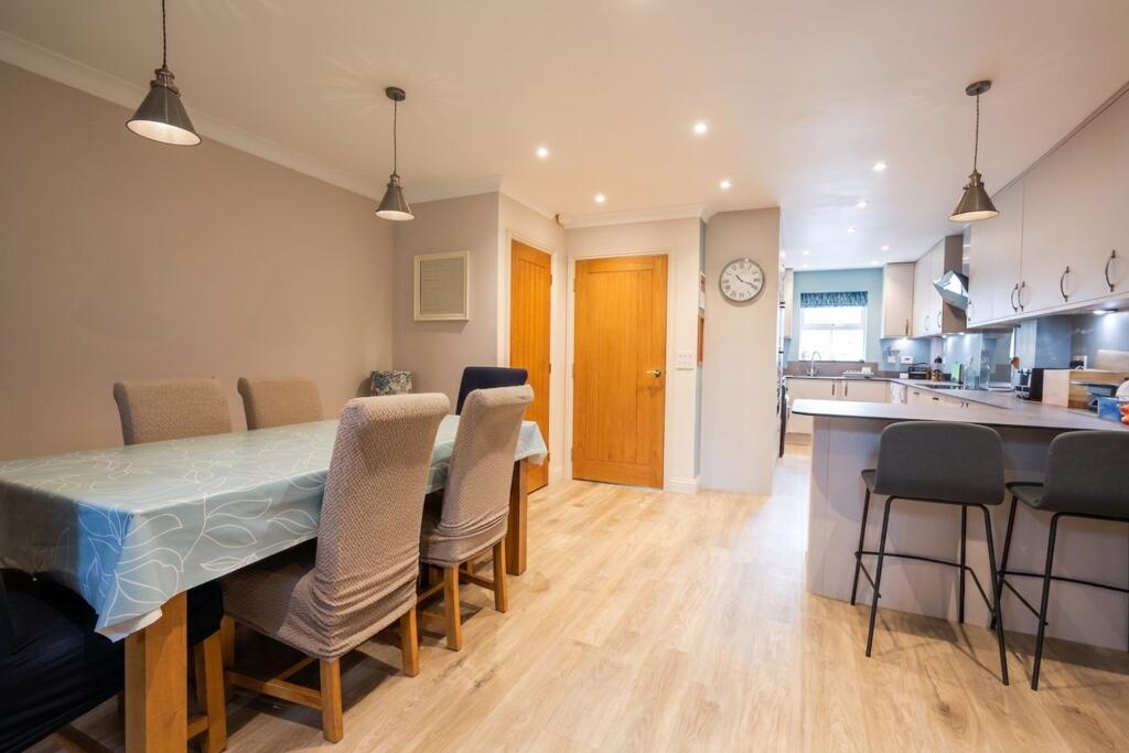 House in East Cambridgeshire, Ely - View 2